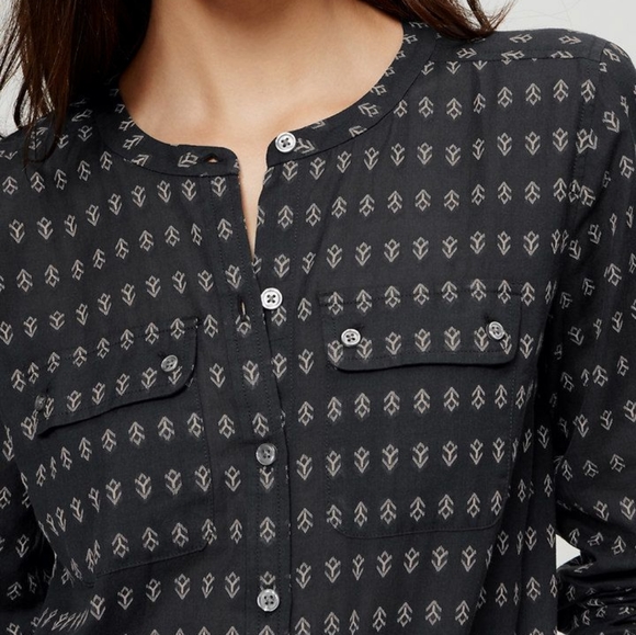 Anchor Collarless Softened Shirt - Fresh Navy - Picture 2 of 7